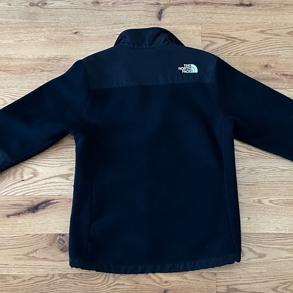 The North Face Women's Denali Jacket in TNF Black in size XS - Picture 7 of 9